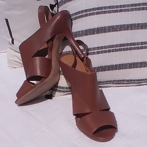 AERIN Heels  7.5M